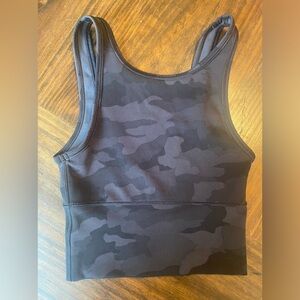 Lululemon power pivot top size 0